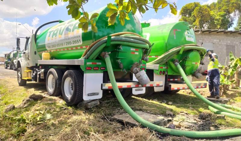Beneficios de la limpieza de tanques sépticos periódica.