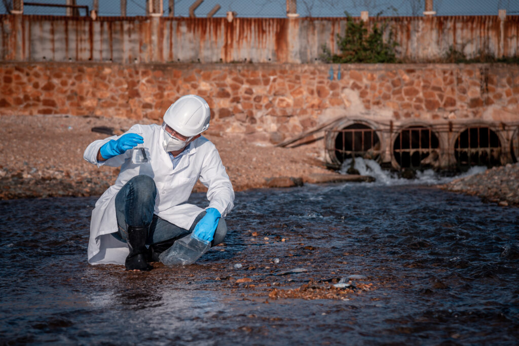 Aguas Negras El Desafío Ambiental