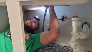 Qué arregla un plomero servicios profesionales para tu hogar