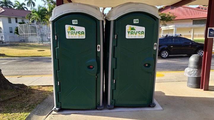 Cómo afecta la falta de baños portátiles al rendimiento laboral